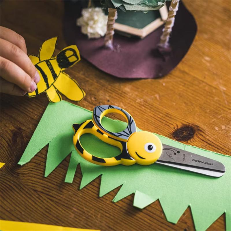 Fiskars Animals Kinderschere 13cm Motiv Biene 4+